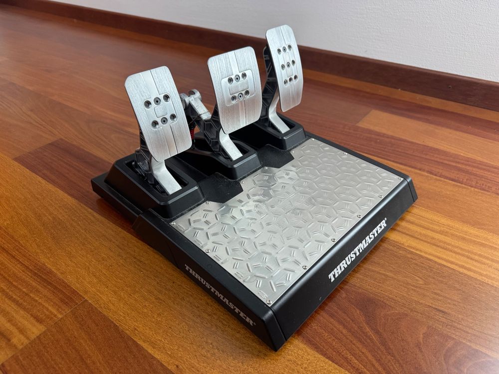 Thrustmaster T-LCM Pedalerie / funktionsfähig (Defekt) in Niederteufen ...