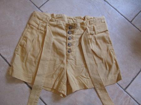 Paperbag-Shorts Gr. M, gelb
