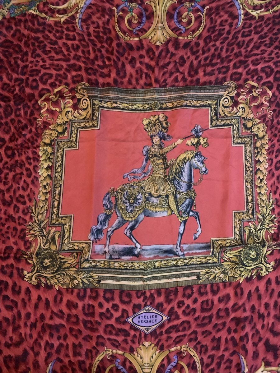Versace Foulard & Sciarpe: Gianni Versace Foulard – Usato da Bergdietikon venduto da zor_856j 4