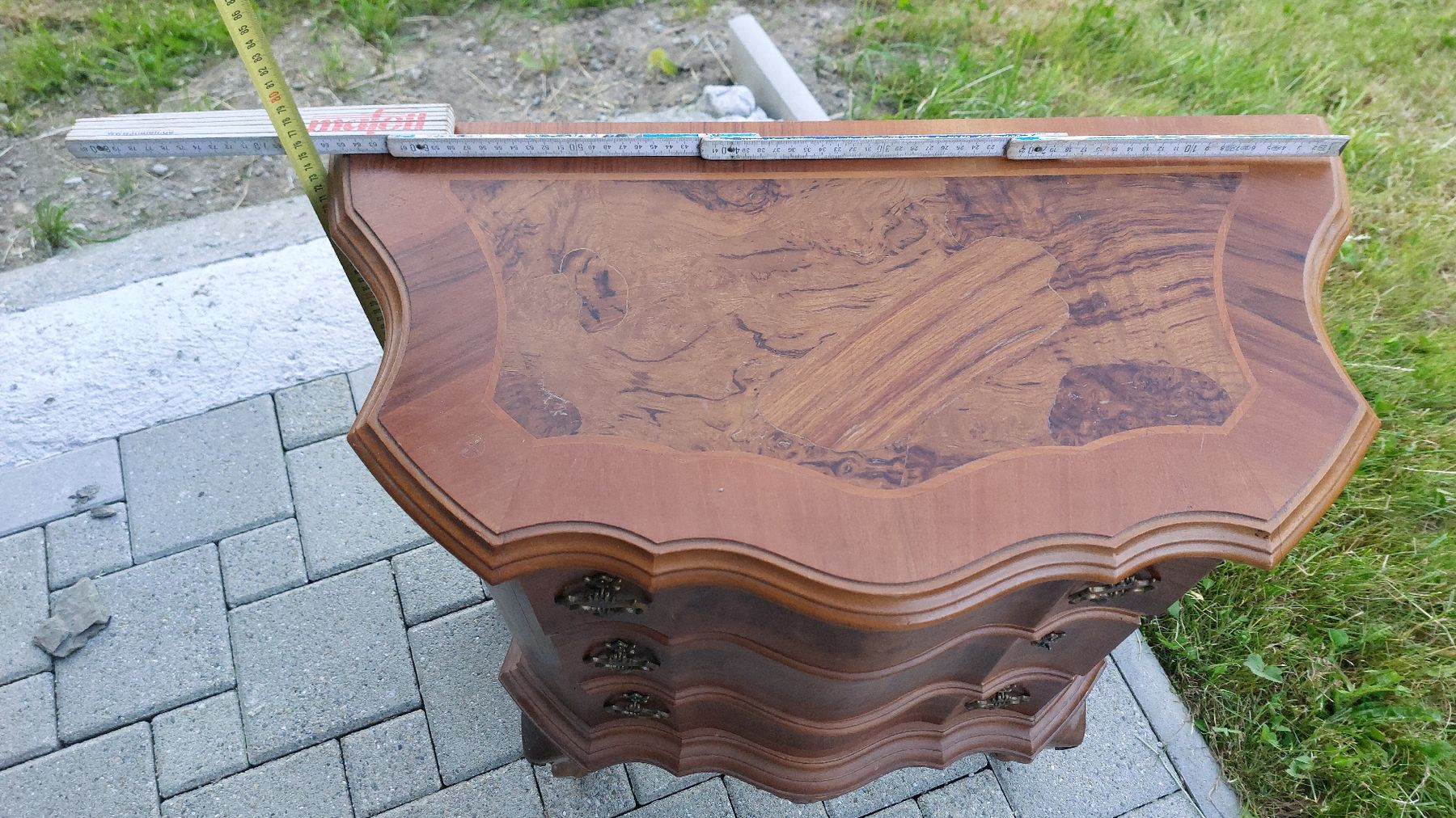 Commodes: nostalgisches Möbeli – D'occasion à Adelboden par pile 1