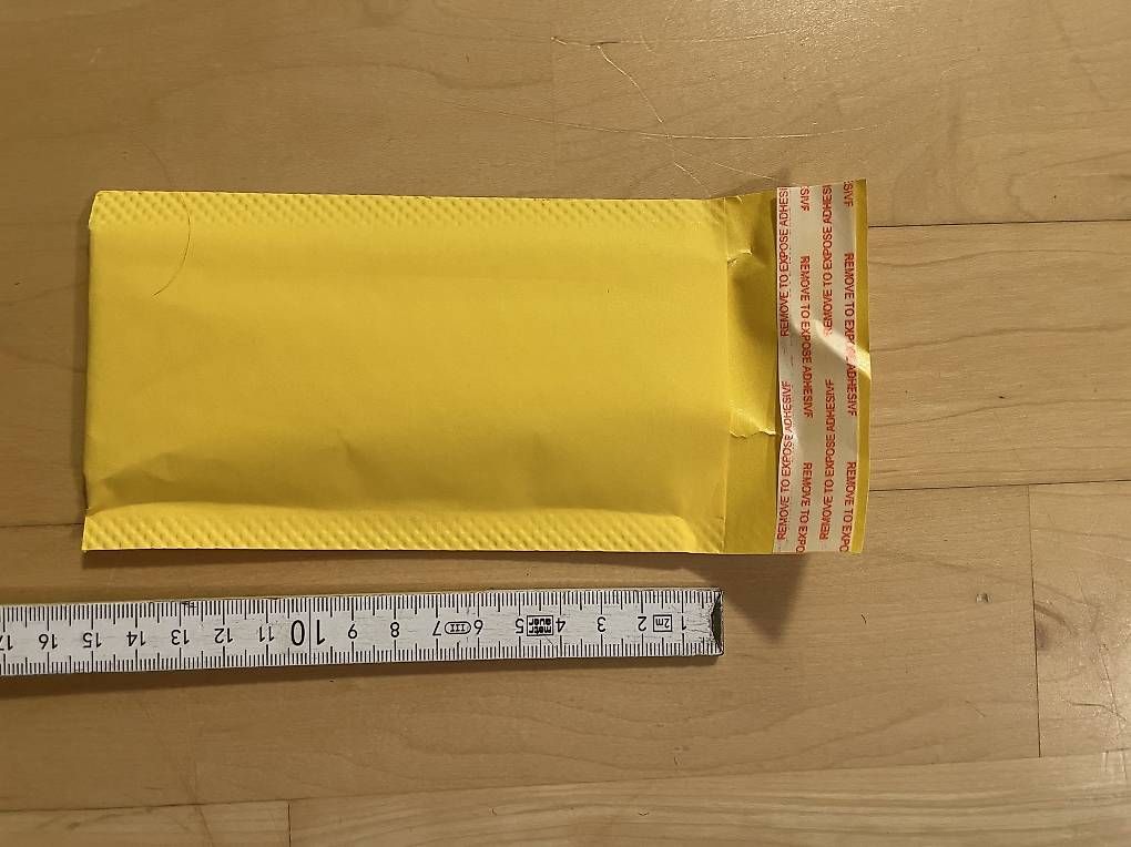 Buste & buste per spedizione: Polster-Brief / Bubble Mailers – Usato da Lommiswil venduto da Secretnik 3