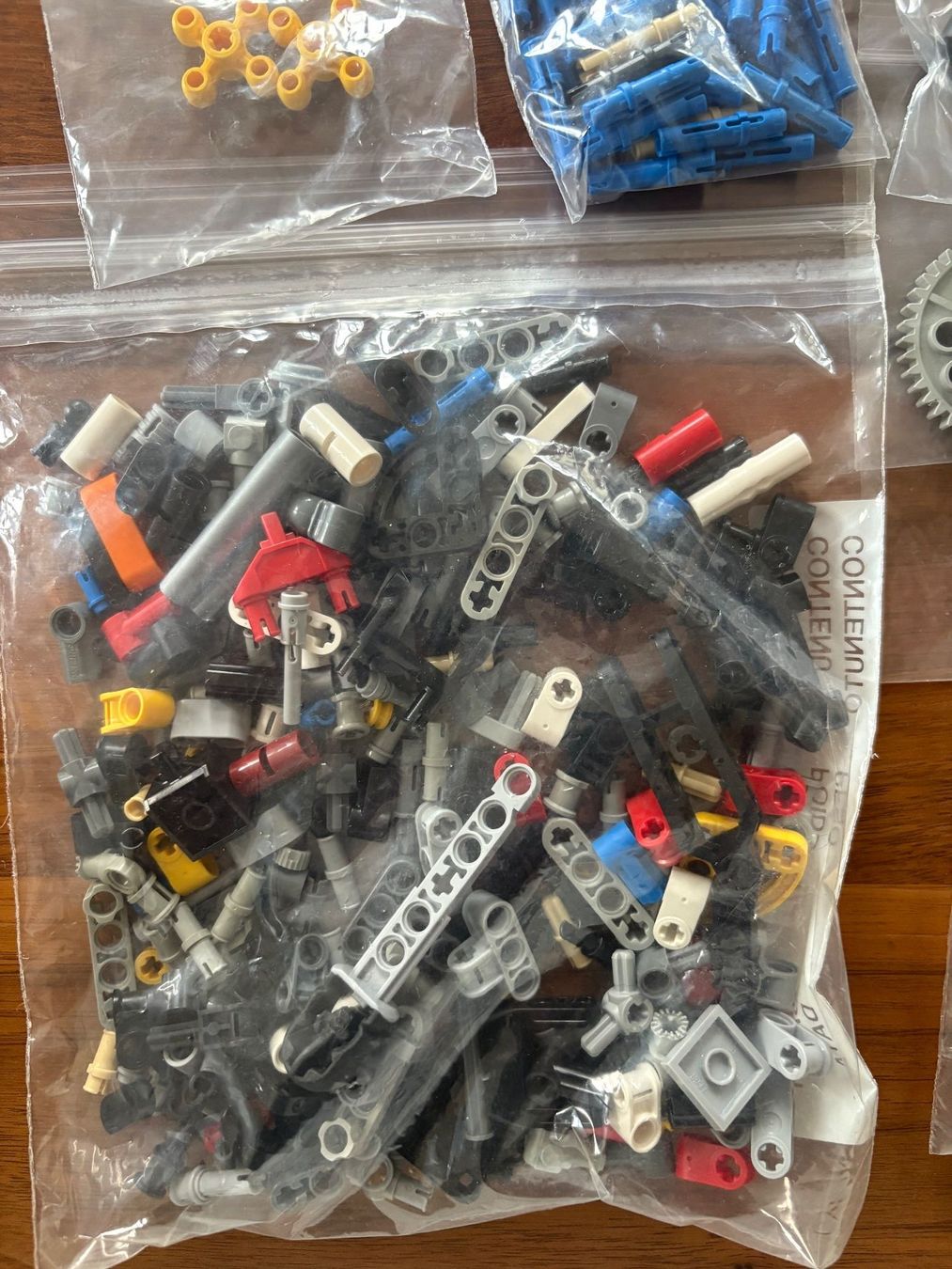 Lego Kit di costruzioni: Lego Technic: Zahnräder und viele weitere Technic Teile – Usato da Schwändi GL venduto da Lego_und_co 1