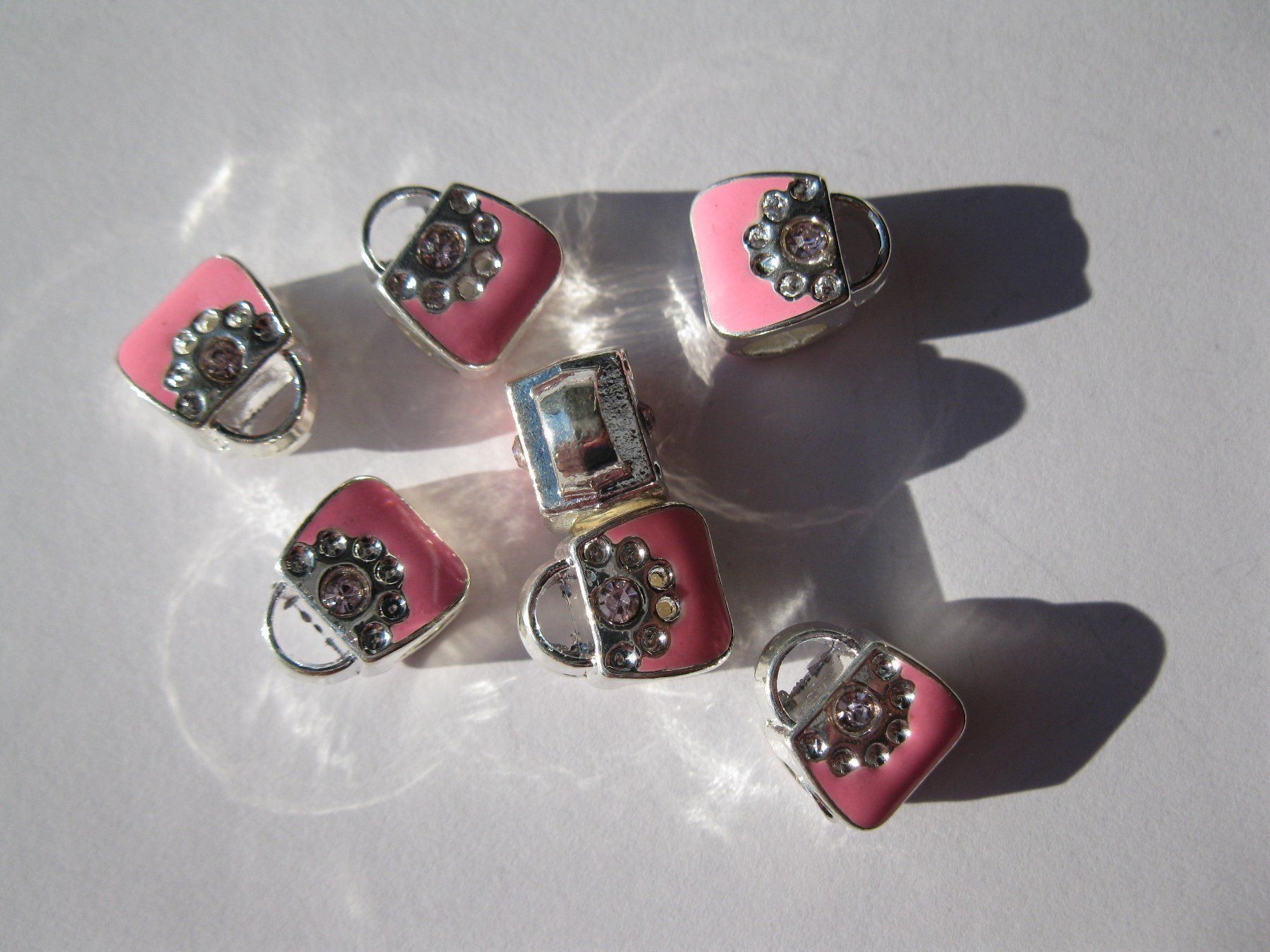 Perle (finte): 2 Metallperlen, Grosslochperlen, Beads Tasche rosa – Nuovo e nell'imballaggio originale da St. Margarethen TG venduto da LuanaKa