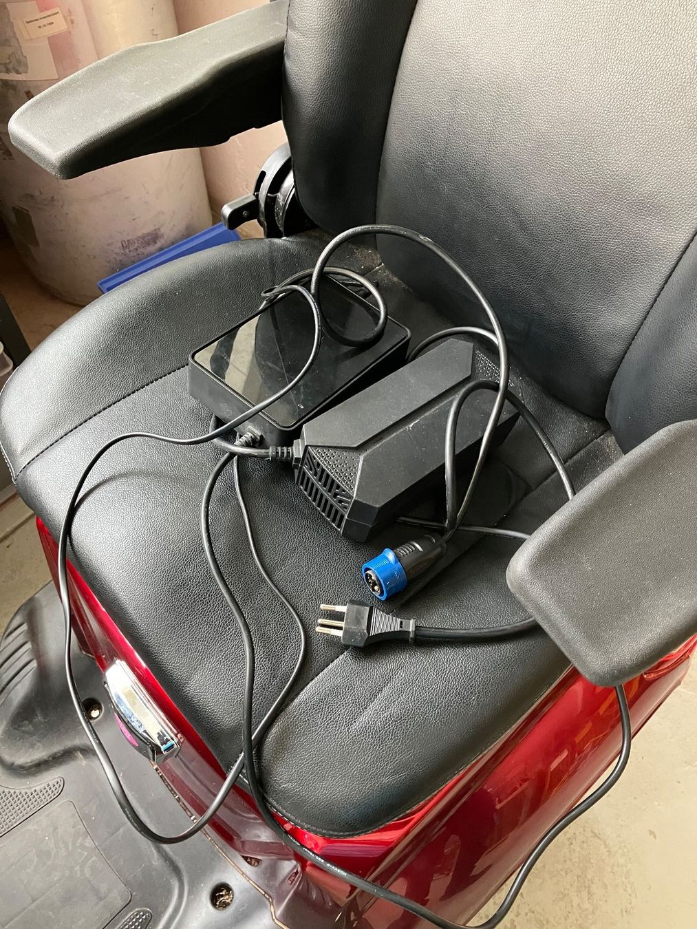 Voiturettes électriques: Elektromobil – D'occasion à Aarburg par Wendepunkt_Fundgrube 8