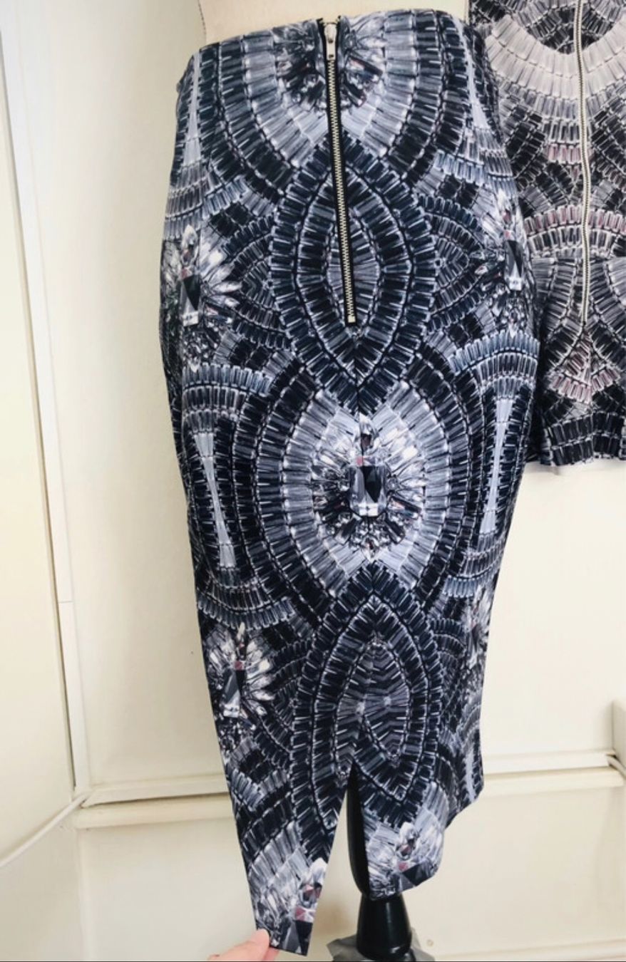 Lotti di vestiti: Neuf: Ensemble top + jupe, H&M, XS-S – Nuovo (secondo la descrizione) da Carouge GE venduto da Emilynette 6