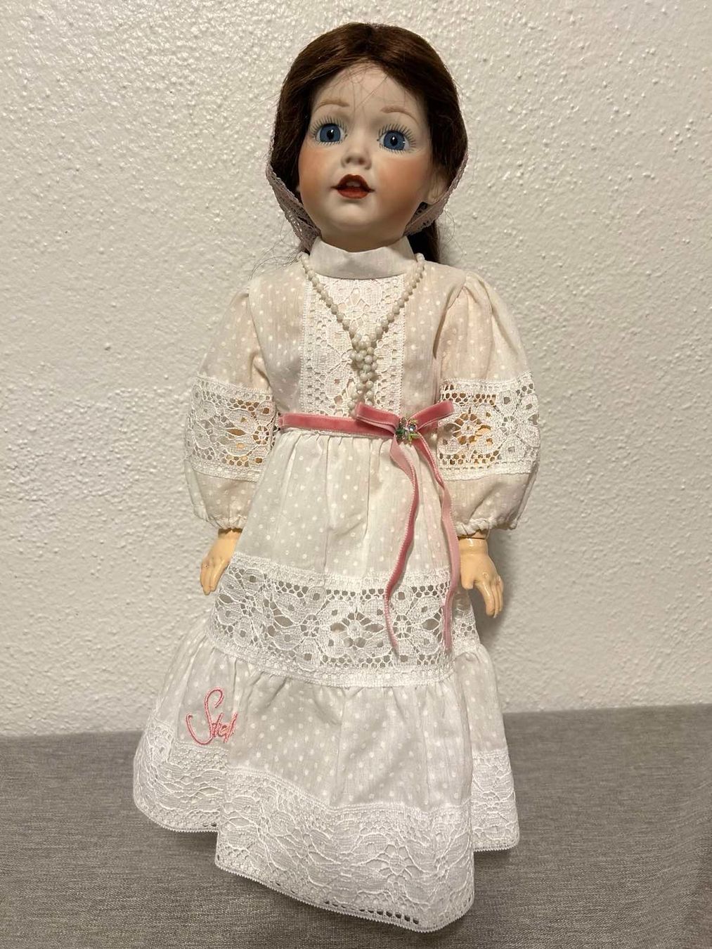 Bambole: Wunderschöne Vintage-Puppe – Nuovo (secondo la descrizione) da Wil SG venduto da Nvik 1