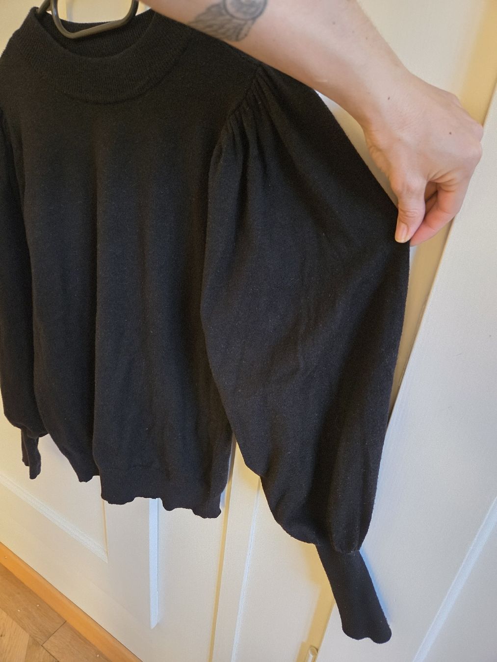 Pullover & Sweatshirts: MSCH Pullover Baumwolle - Gösse XS/S in Schwarz – Gebraucht aus Bern von Tashmi_BE 5