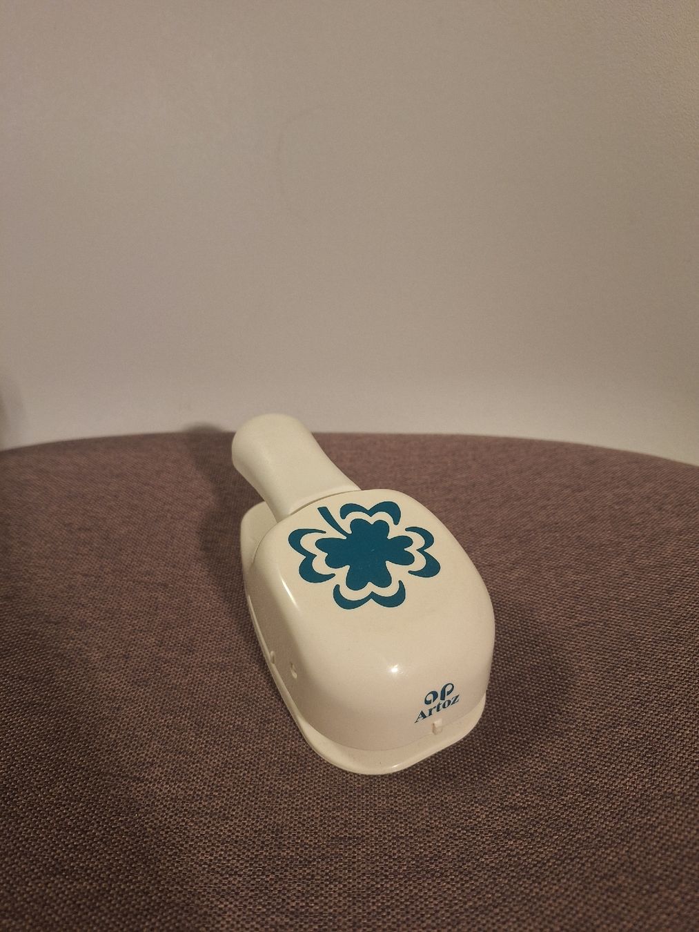 Stempel: Papierstanzer – Neu (gemäss Beschreibung) aus Therwil von cor_g9h7 1