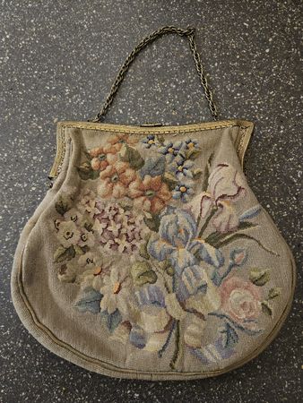 Vintage Handtasche Gobelin  Blumenmuster Metallrahmen