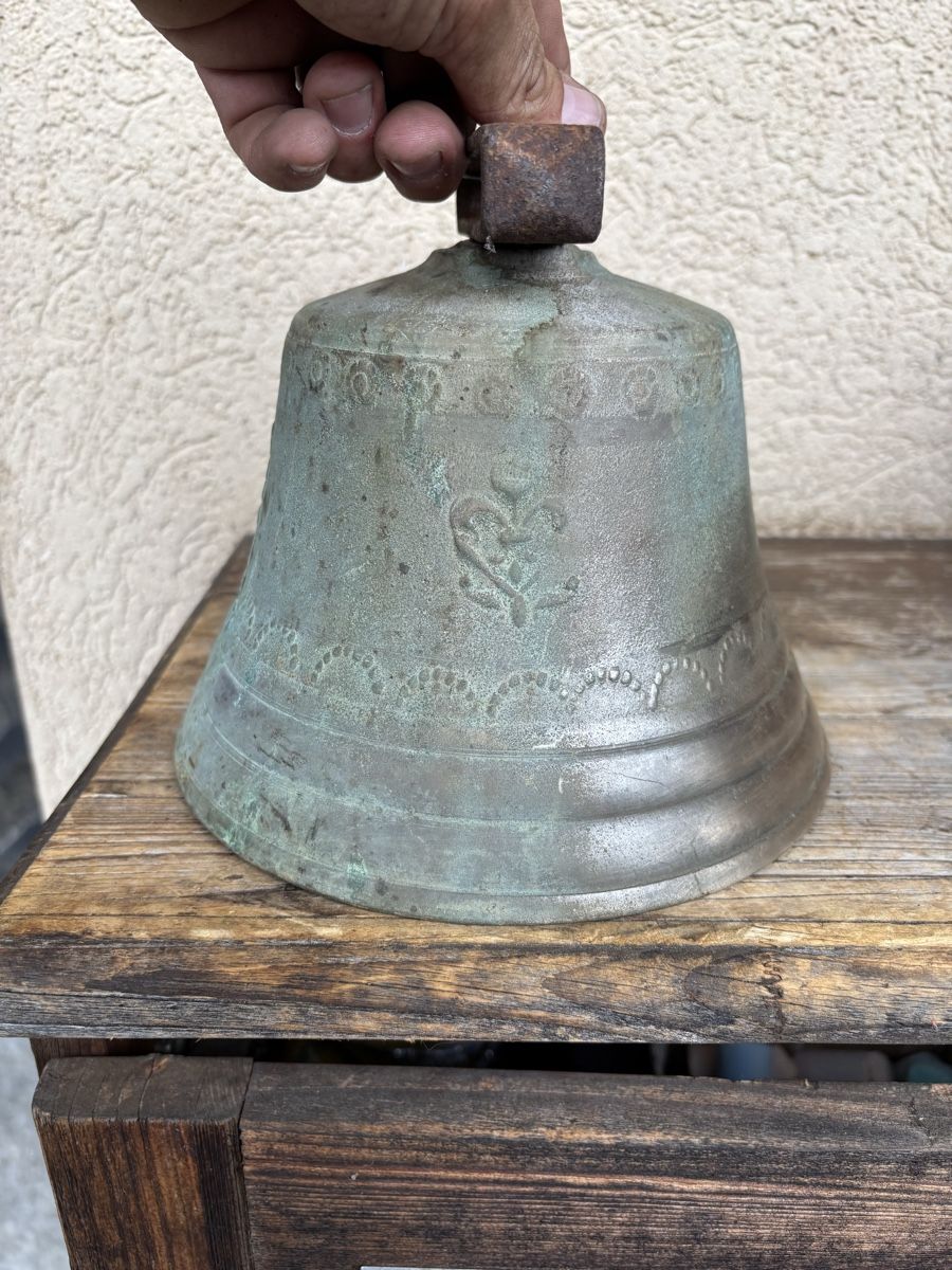 Cloches & sonnailles: Antlike Glocke – D'occasion à Schangnau par Roseggli82 3