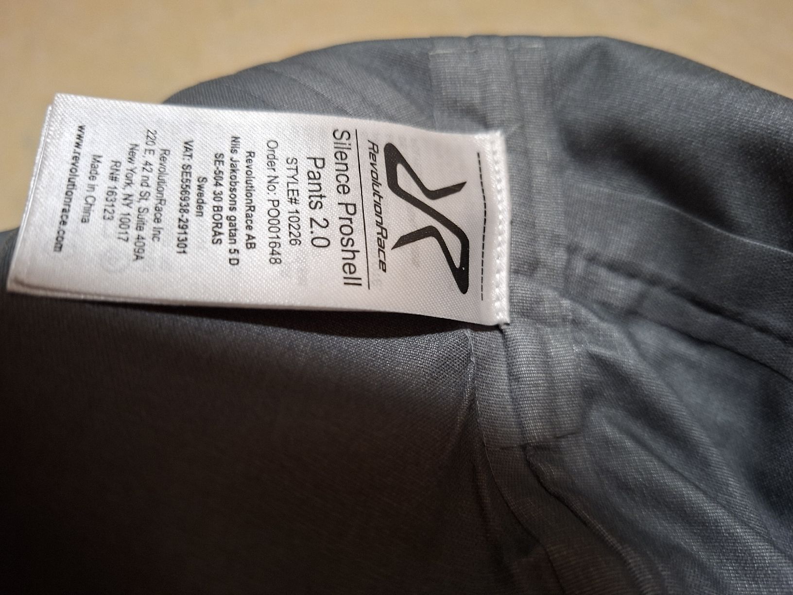 RevolutionRace Pantaloni: RVRC Allwetterhosen Gr. 36 – Nuovo (secondo la descrizione) da Giswil venduto da Buchs18 4