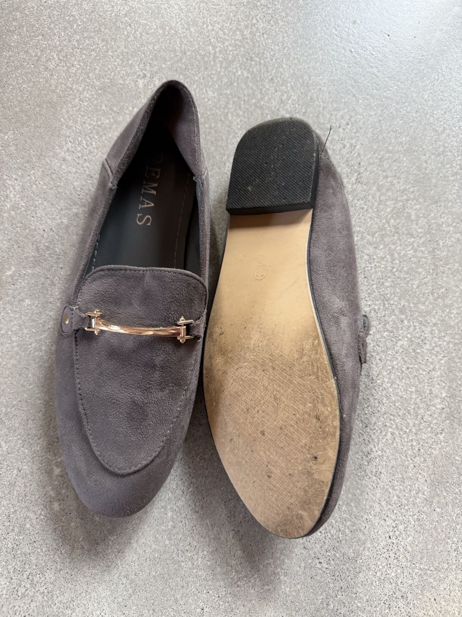 Scarpe da donna: Stylische EMAS Slipper, Gr. 39, grau – Usato da Maienfeld venduto da griti666 4