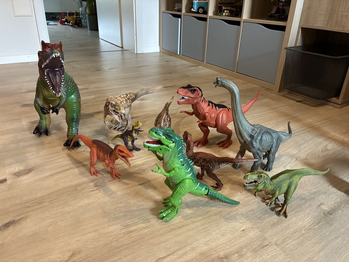 Giocattoli: Dinosaurier Sammlung für Kinder – Usato da Mitlödi venduto da meyer-sabrina 9