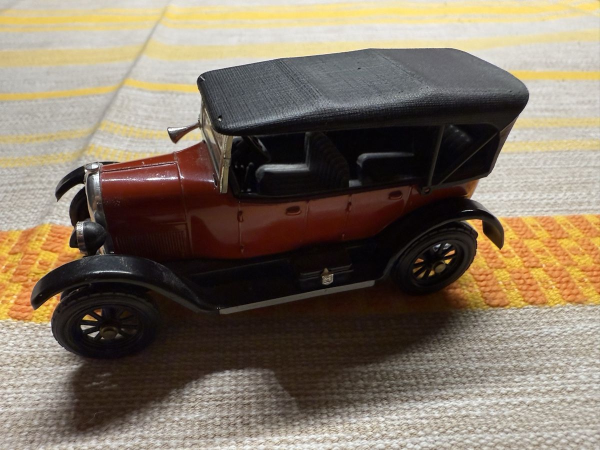 Rio Modellini d'auto: Collection voitures miniatures RIO – Usato da Montreux venduto da kingfisherbeach