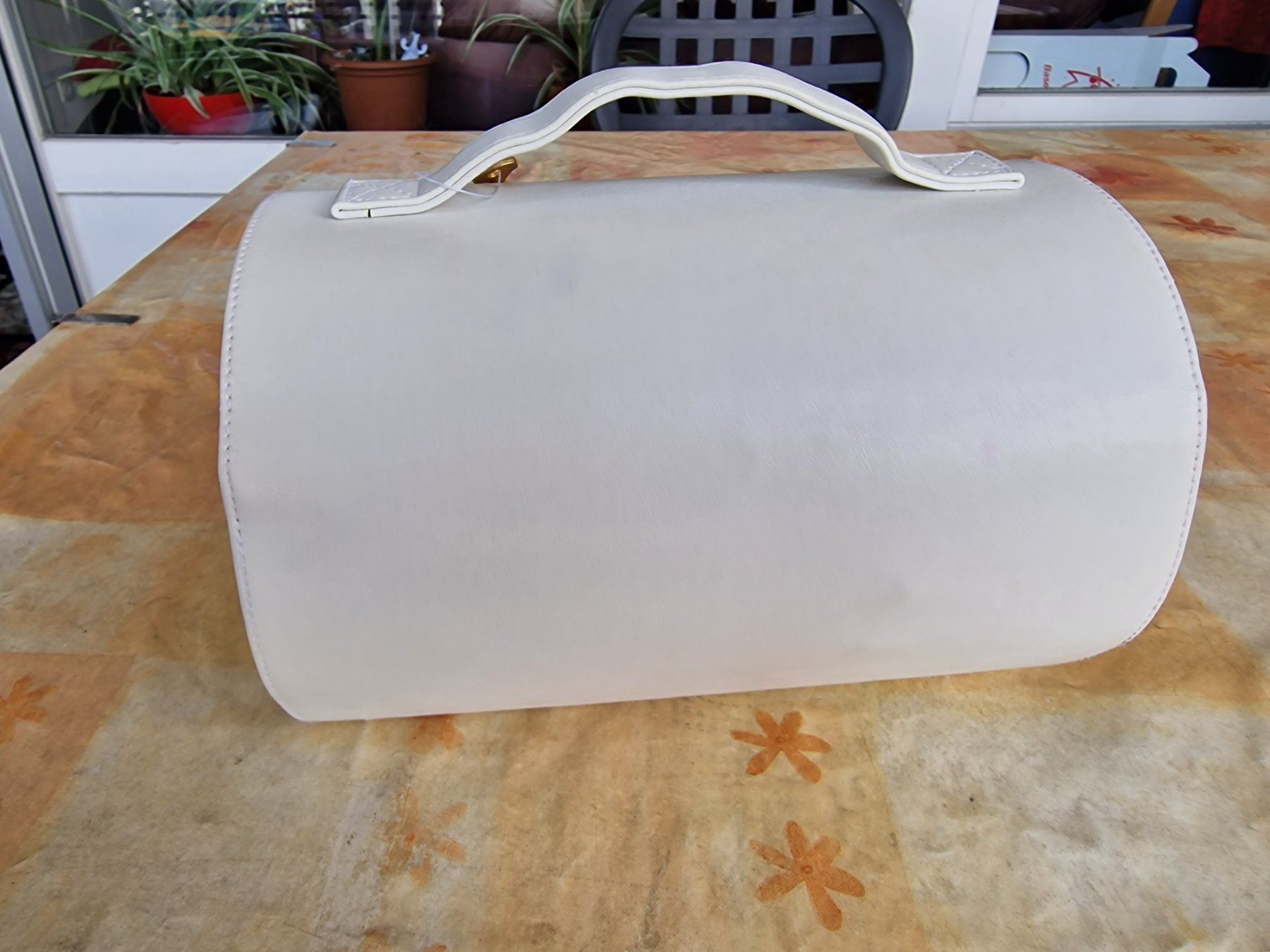 Borse da donna: Schmuck Tasche mit Einlage Fach – Usato da Aesch BL venduto da Sommer755 2