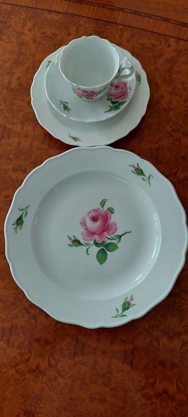 Geschirrsets: Meissen Rote Rose 3 Tlg. Set – Neu (gemäss Beschreibung) aus Urtenen-Schönbühl von Cbuyer 1