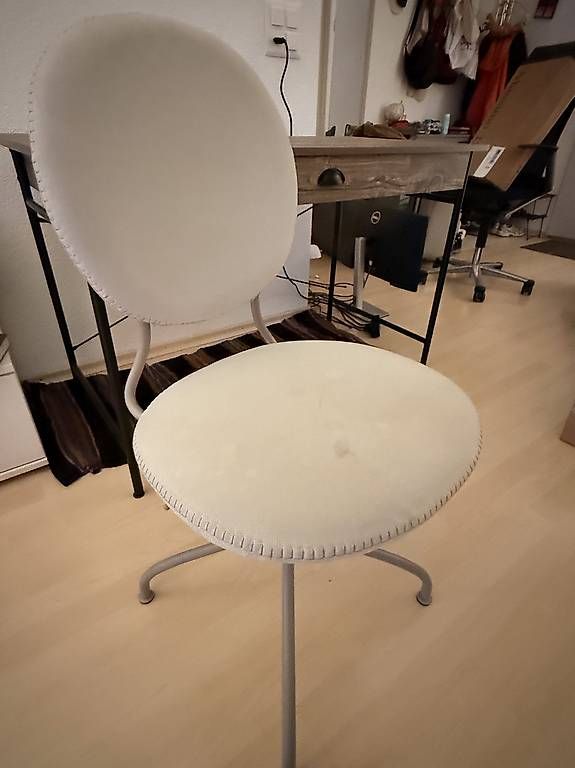 Chaises: IKEA BJÖRKBERGET Swivel Chair  Idekulla Beige – D'occasion à Zürich par dia_xs9l 1