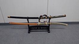 2 Dekorative Samurai Schwerter mit Ständer