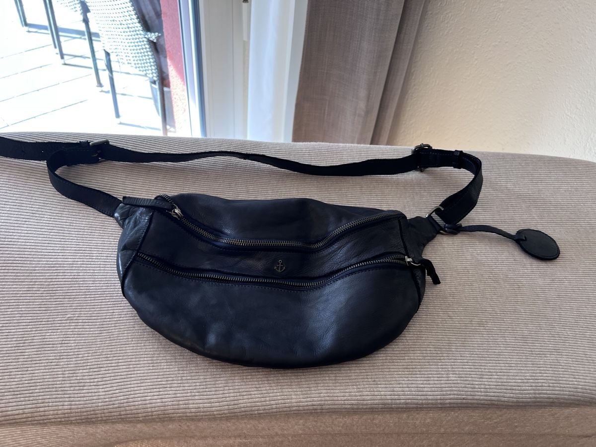 Borse da donna: Bauchtasche Harbour 2 nd – Nuovo (secondo la descrizione) da Wimmis venduto da Luana31