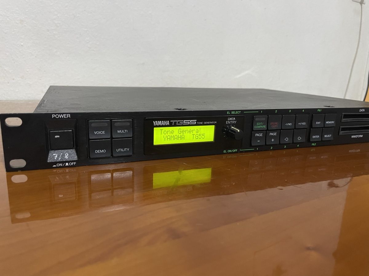 Yamaha Strumenti musicali: Yamaha TG55 Klangerzeuger – Usato da Zürich venduto da semi16 1
