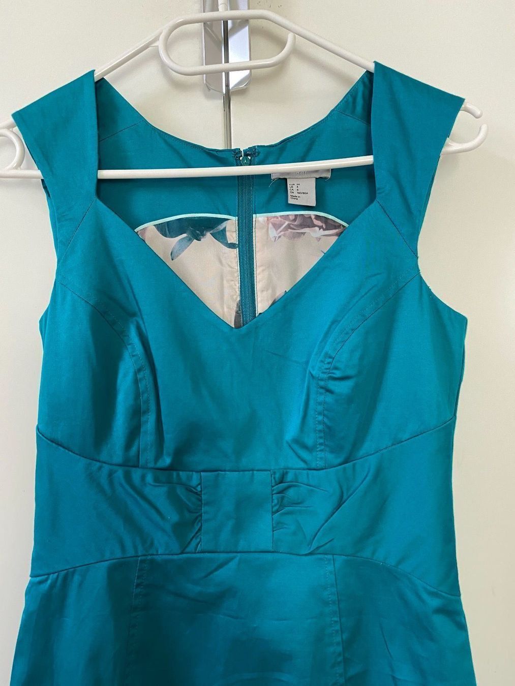 H&M Kleider: Neues elegantes Kleid petrolfarbig Grösse 34 – Neu (gemäss Beschreibung) aus Winkel von Flyhy2020 1
