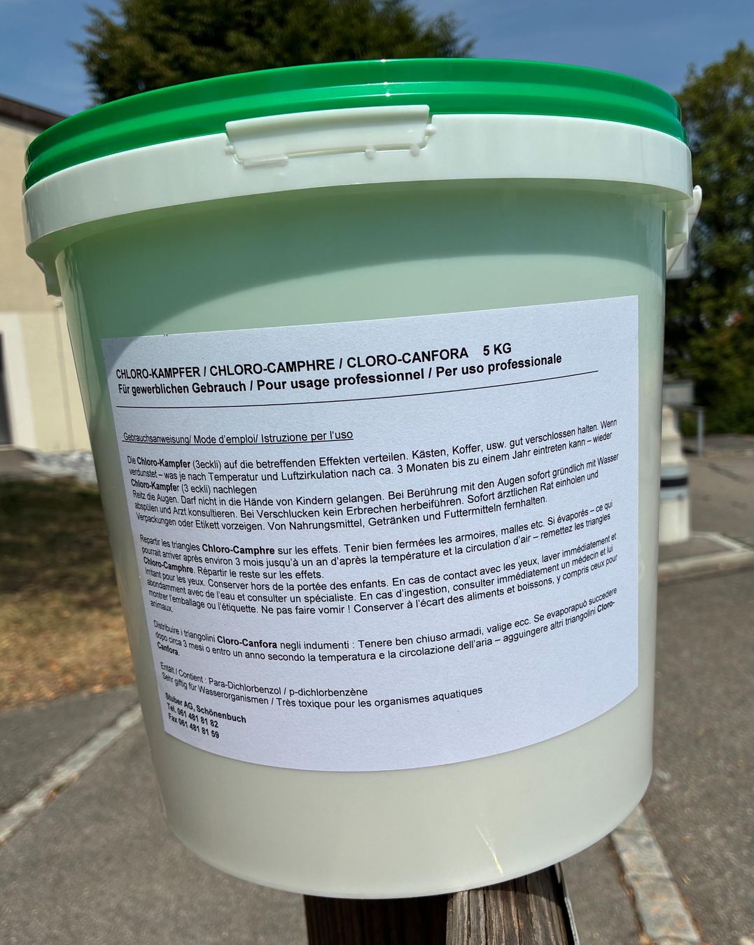 Sonstiges für Haushalt & Wohnen: 1 Kübel mit 5Kg Cloro-Canfora – Gebraucht aus Bäretswil von robsonantik