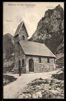 AK Meglisalp, Wanderer vor der Kirche