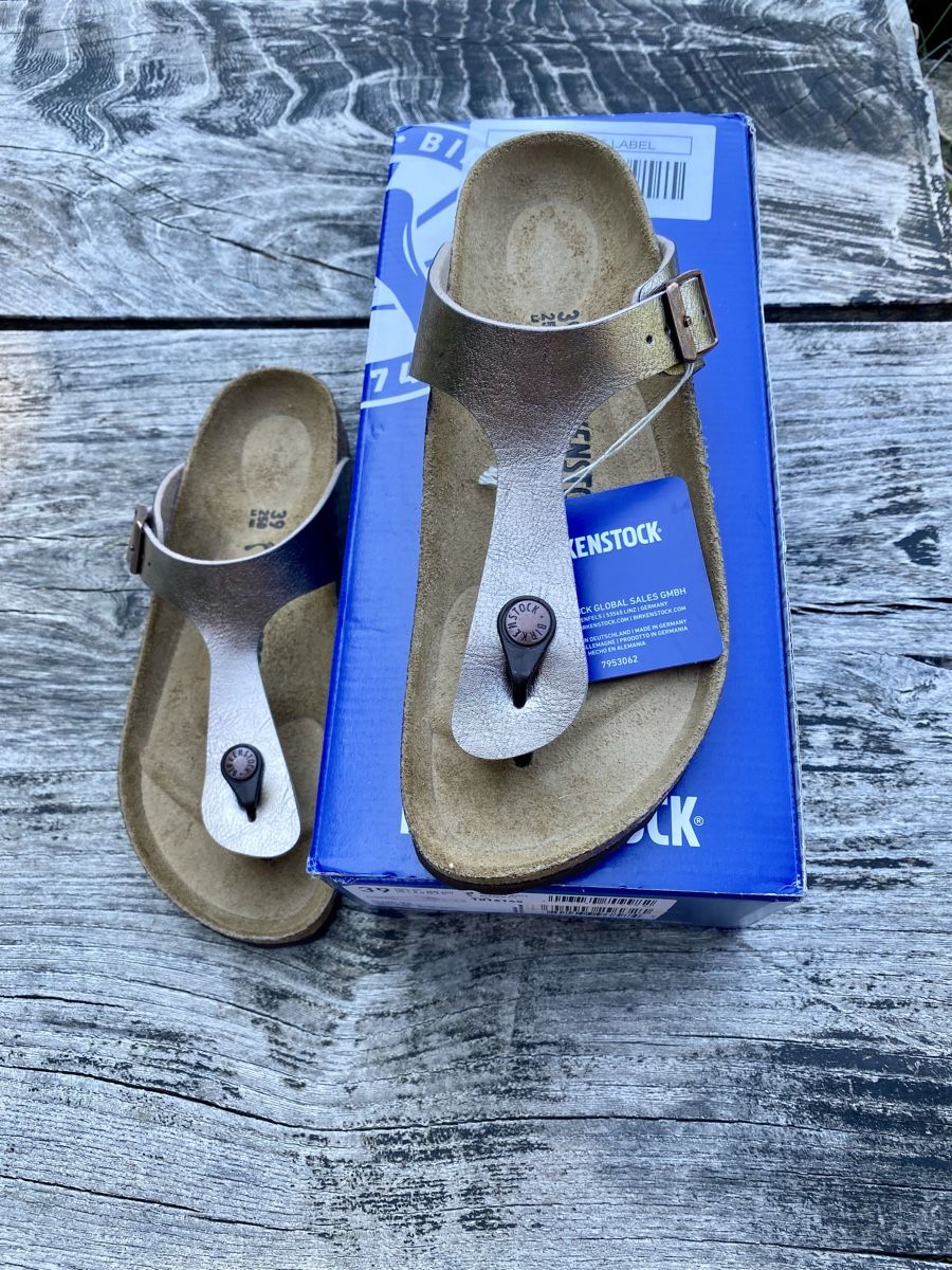 Birkenstock Scarpe da donna: Birkenstock Gizeh Graceful Taube - 39 small - neu / makellos – Nuovo e nell'imballaggio originale da Rigi Kaltbad venduto da Antares2 1