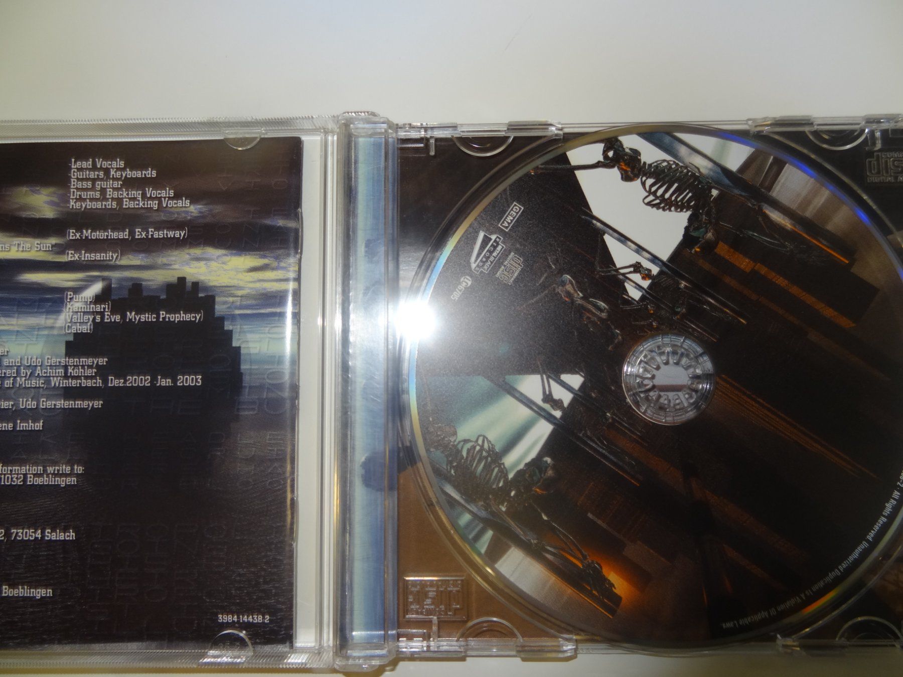 CDs: Chinchilla - Madtropolis CD - signiert – Gebraucht aus luzern von musicandart 2