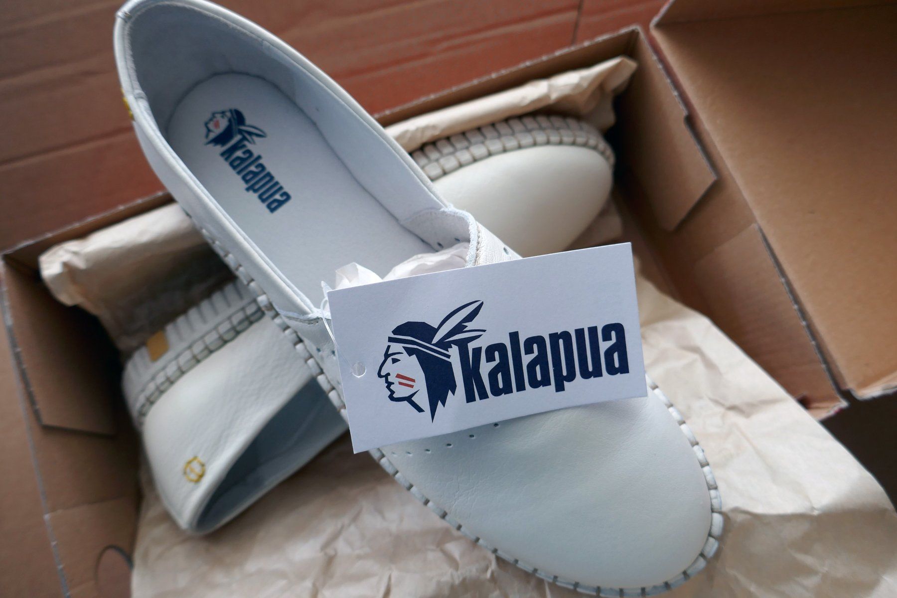 Scarpe da donna: Damen Slipper Leder - kalapua – Usato da Ehrendingen venduto da Wolfmanjack 1