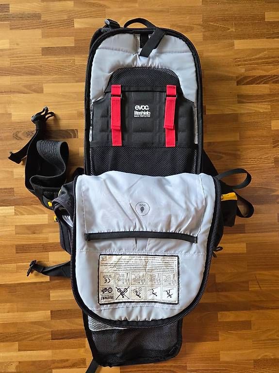 Evoc Zaini: Evoc FR Trail Blackline 20L Protektoren-Rucksack Biken – Usato da Luzern venduto da Siimii 1