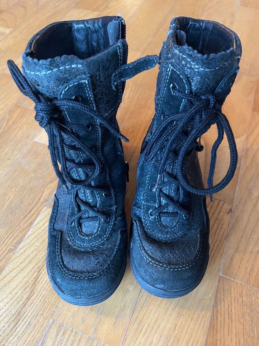 Superfit Schuhe für Mädchen: Winterstiefel Winterschuhe Gr 28 schwarz – Gebraucht aus Aesch ZH von Goonies_1 2