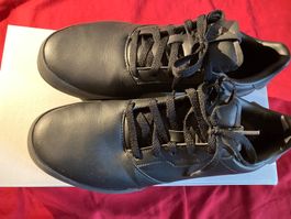Herrenschuhe Chaussures Adidas Retro Golf, Gr 42 schwarz Neu