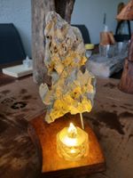 Dekorative Naturstein Skulptur auf Holzsockel, neu!
