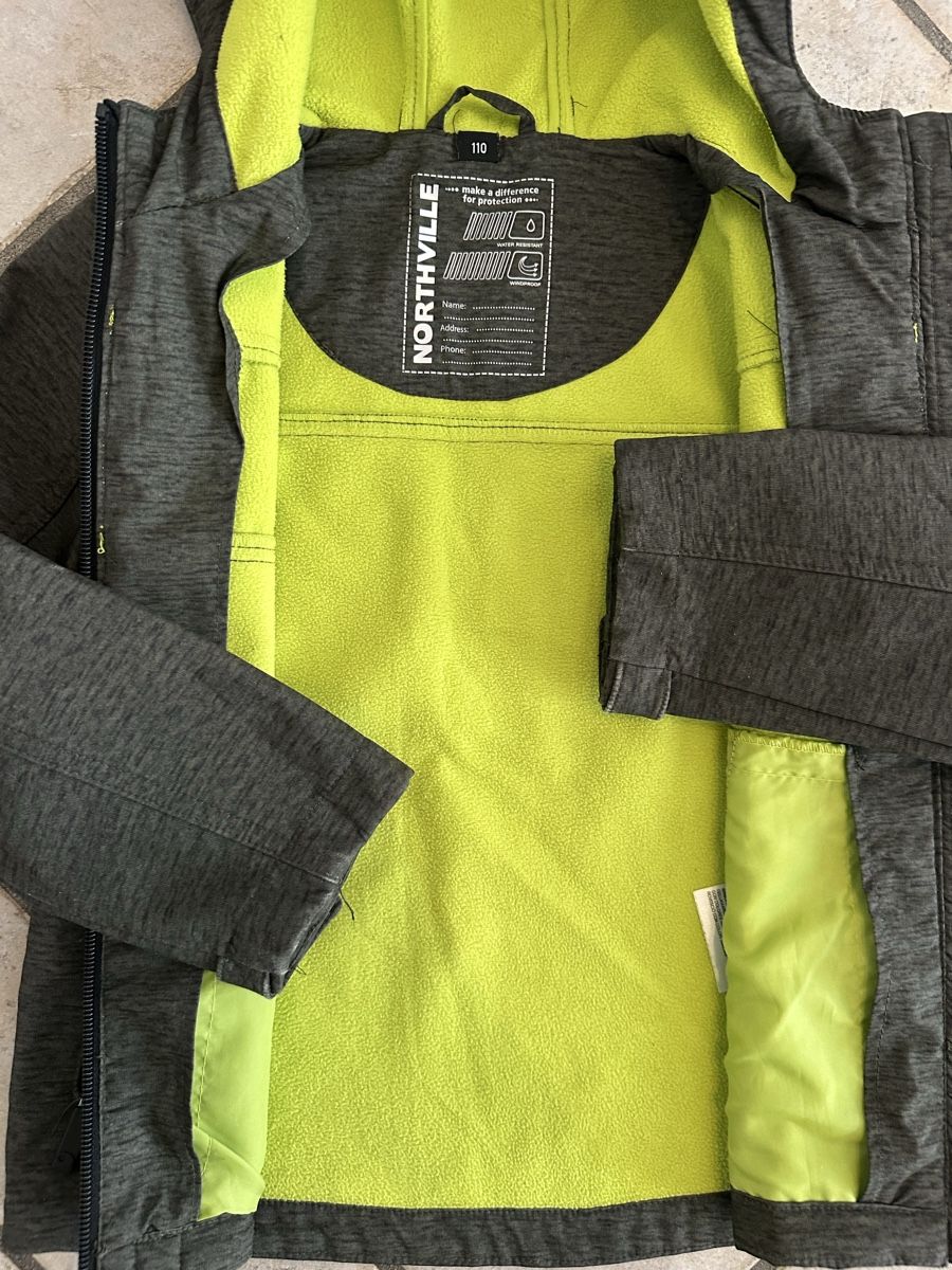 Giacche: Softshell Jacke Gr. 110 – Usato da Zermatt venduto da ZerSusi 1