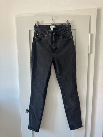 H&M Jeans Damen schwarz Skinny Fit guter Zustand