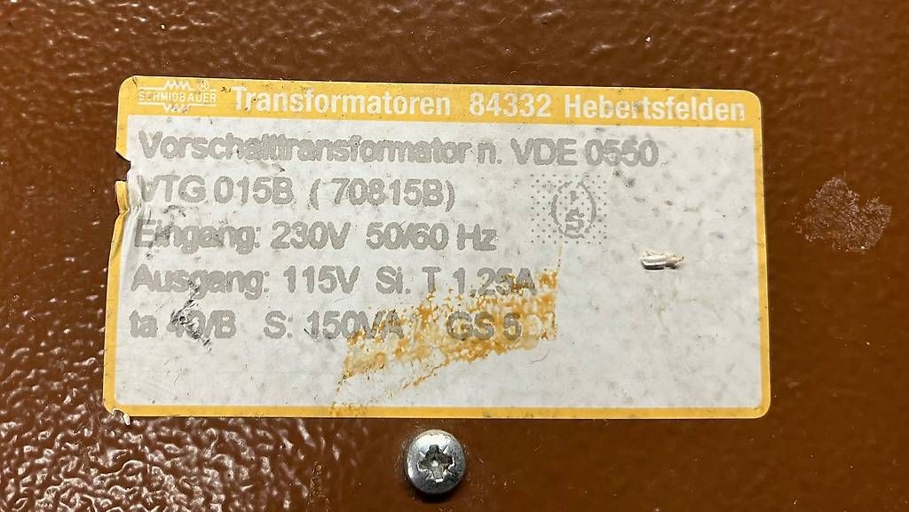 Convertitori: Step Down Trafo 240V zu 120V – Usato da Zürich venduto da MamuTech 1