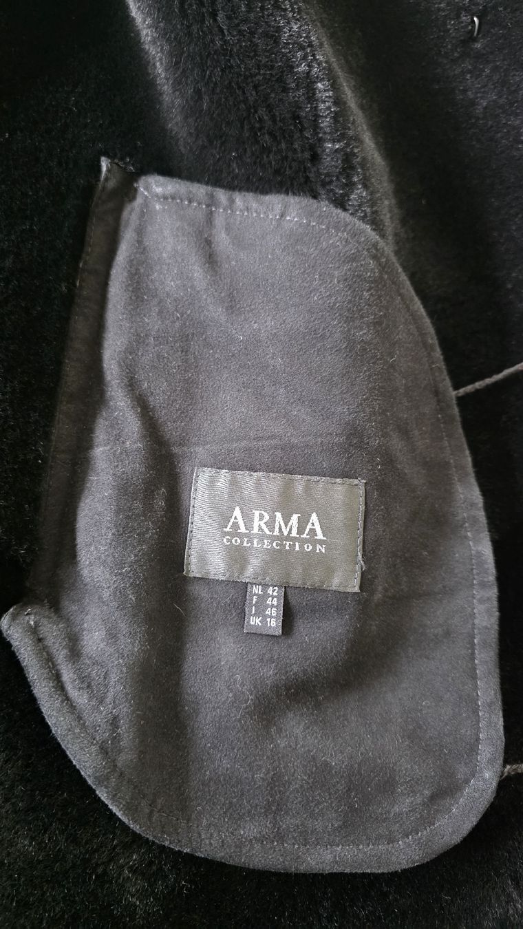 Cappotti: Superwarmer Lammfell-Mantel von "ARMA" Gr. 40 – Usato da Schneisingen venduto da backstore24 8