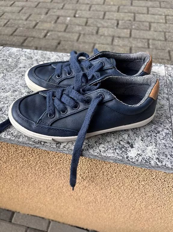 Scarpe per ragazzi: Scarpe 31 – Usato da Cresciano venduto da Koyol 4