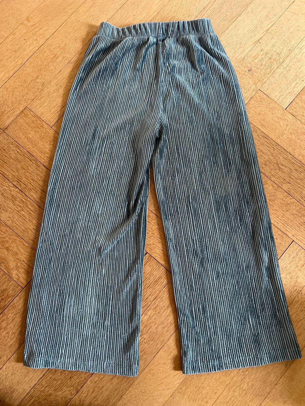 Pantaloni: Hose Melby, Grösse 140 – Usato da Beinwil am See venduto da brigittehug 2
