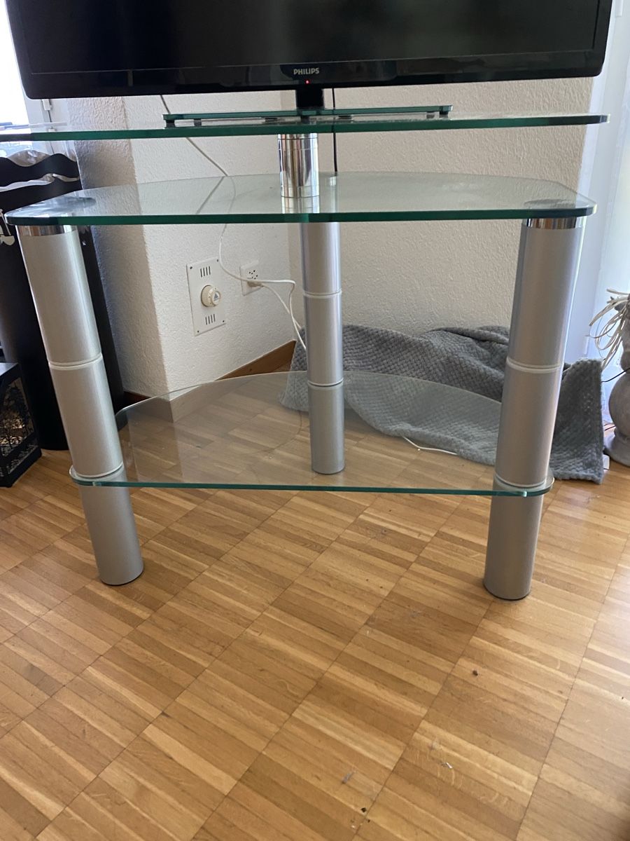 Bang & Olufsen Mobili TV: Eckfernsehmöbel Bang & Olufsen – Usato da Dättwil AG venduto da Lchicco 3