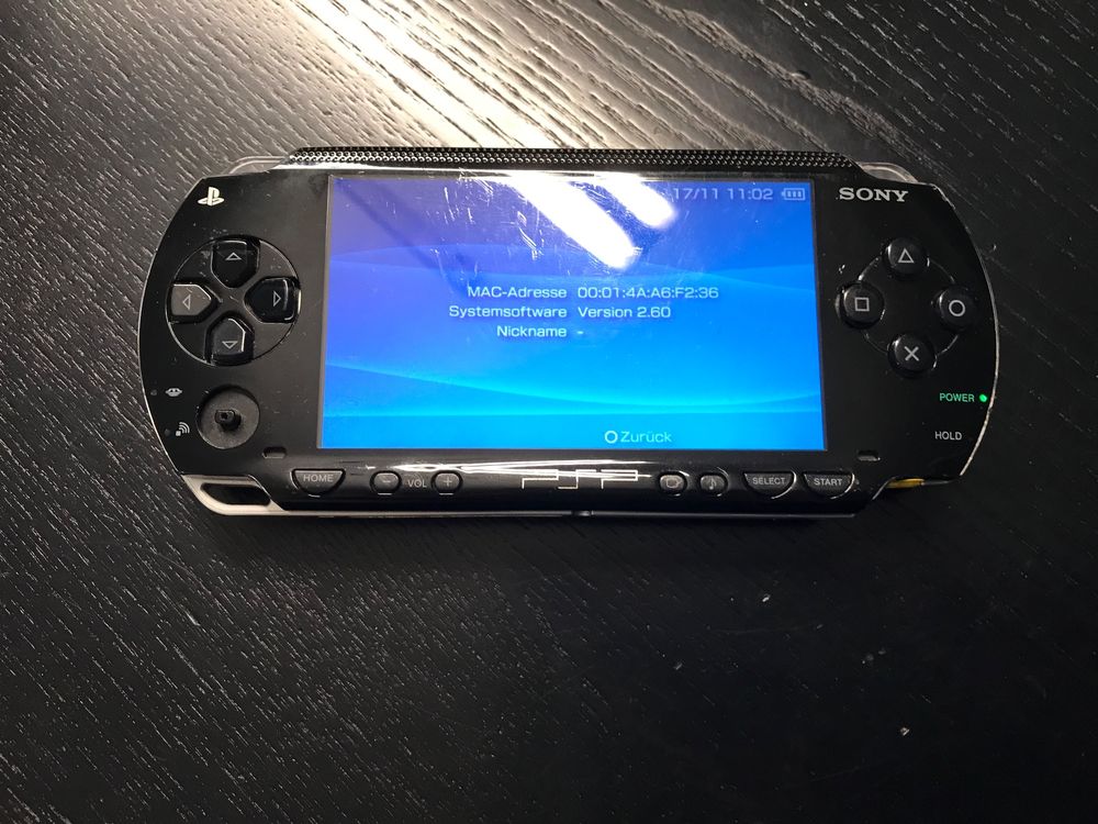 PSP SONY mit Zubehör Kaufen auf Ricardo