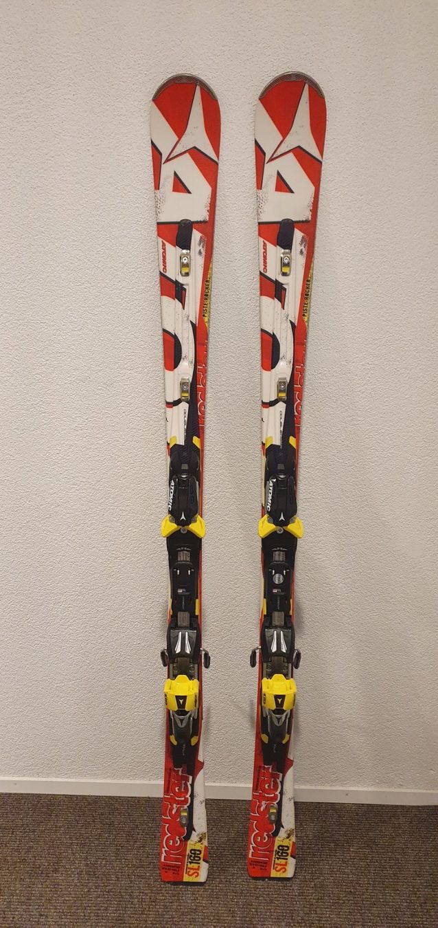 Atomic Sci: Atomic Ski Länge 160 – Usato da Konolfingen venduto da Kanggoo