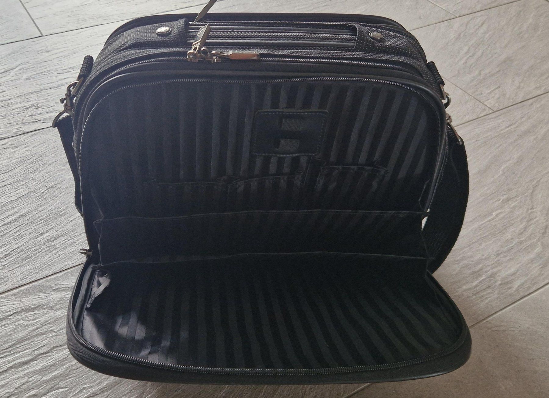 Valises de voyage: Beauty Case der Firma Pack Easy – D'occasion à Neuenkirch par grisuleon1 3