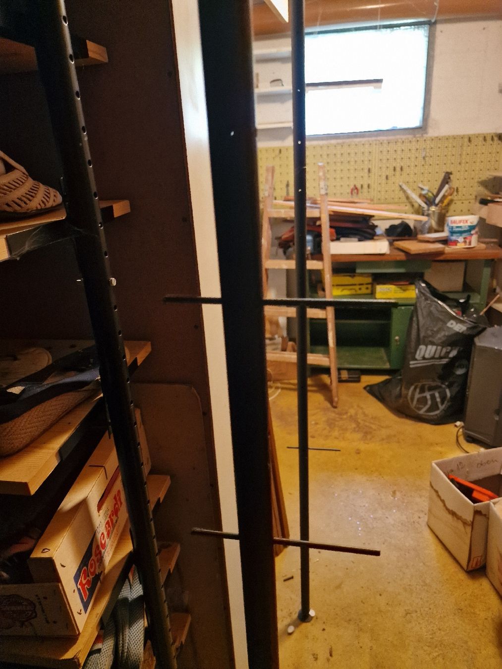 Regale: Vintage Teleskopregalsystem – Gebraucht aus BERN von Intarsia 3