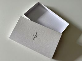 PATEK PHILIPPE Genève - Box blanc rectangulaire