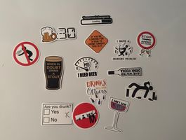 Lustige Sticker, Perfekt für Partykeller & Kühlschrank!