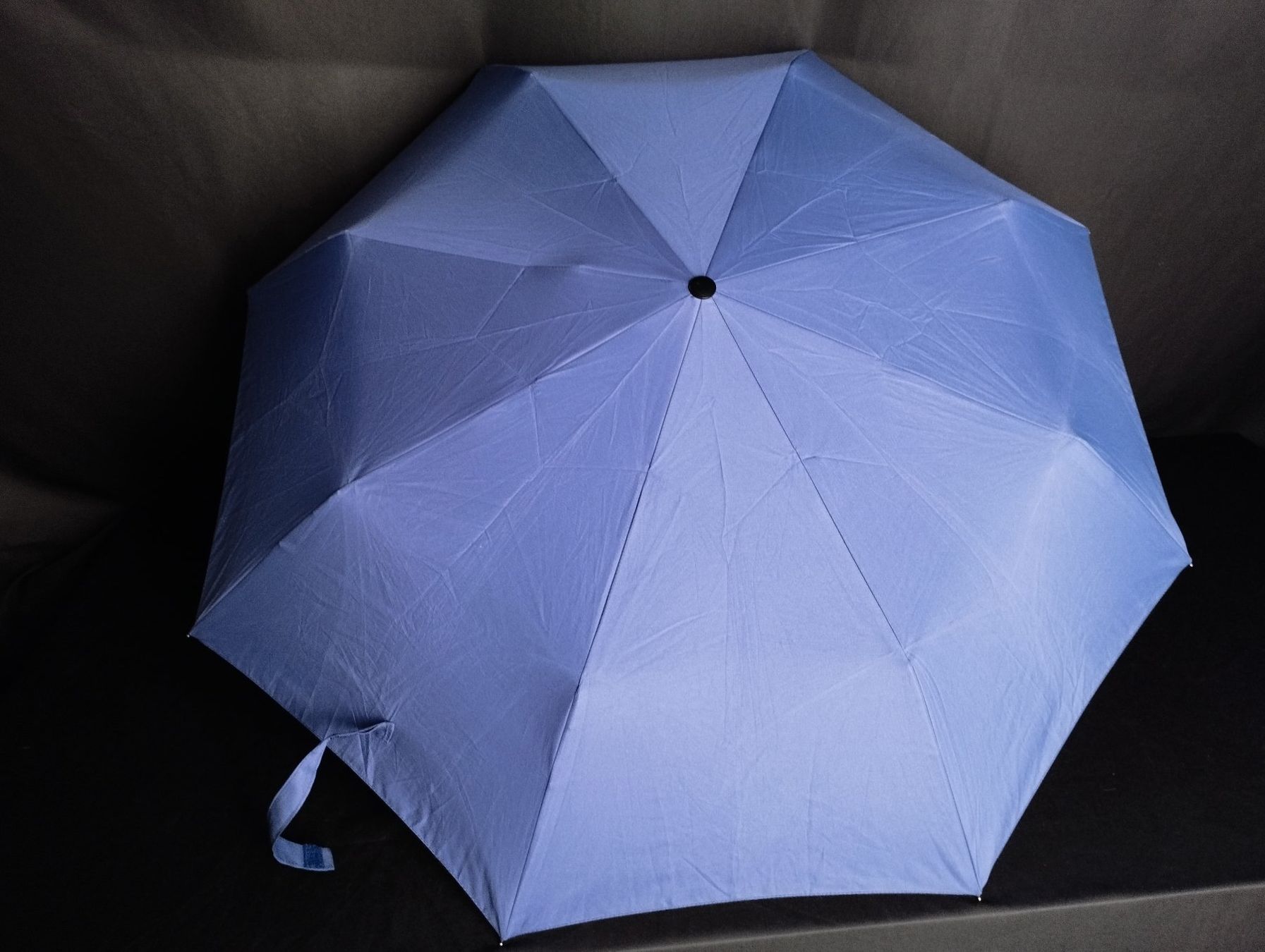 Ombrelli: Regenschirm blau – Usato da Schübelbach venduto da Restwert_Schubelbach