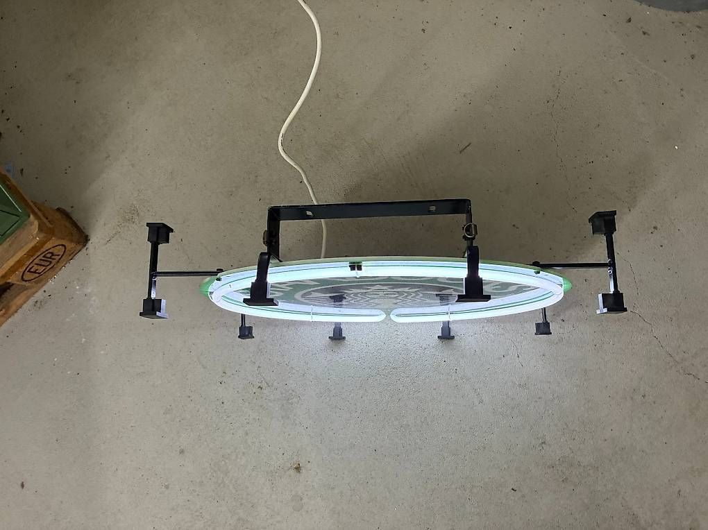 Lampade: Starbucks Neon Reklame – Usato da Luzern venduto da Nautico 1