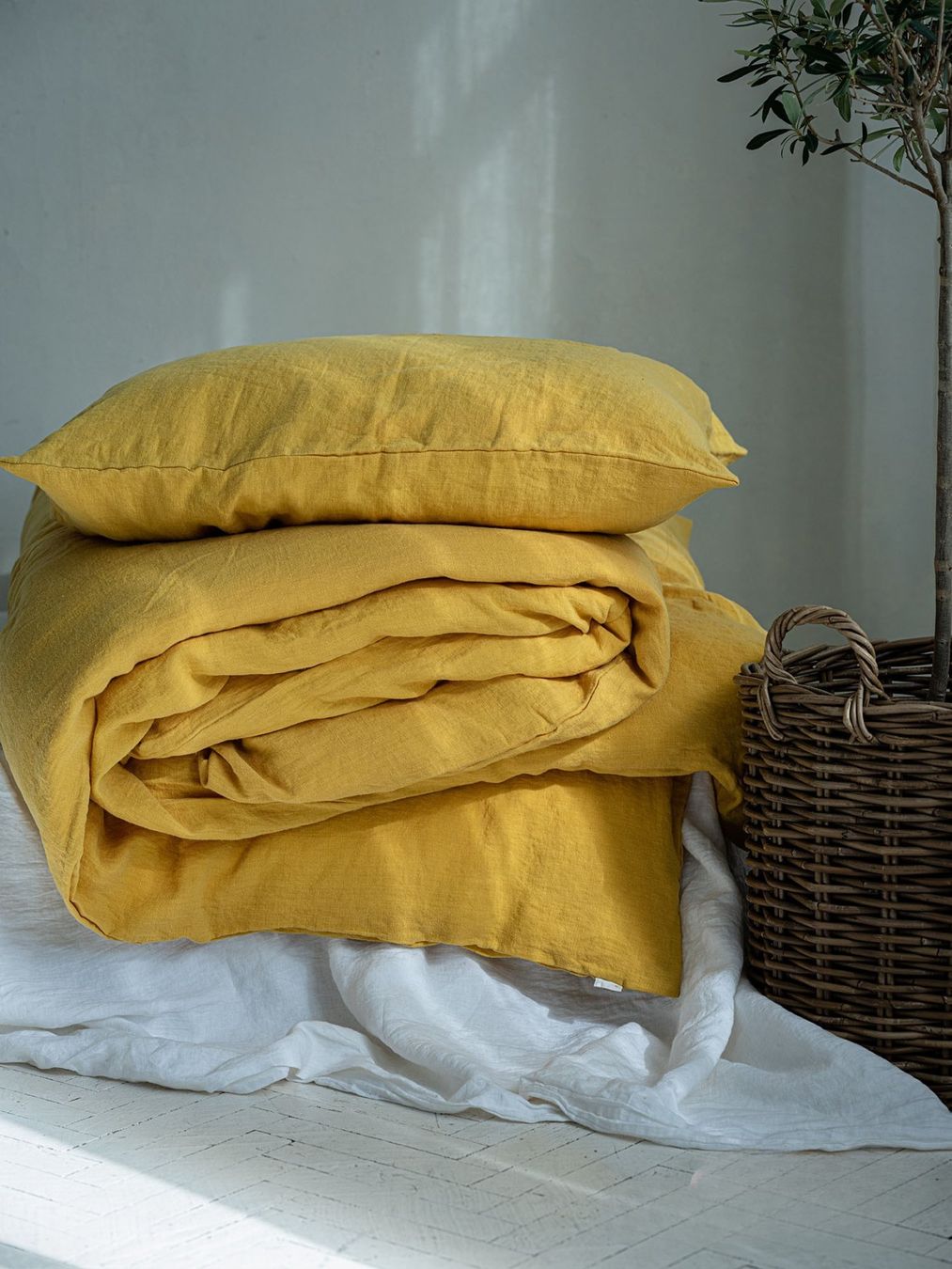 Biancheria da letto: Sonnengelb Leinenbettwäsche Set – Nuovo e nell'imballaggio originale da Affoltern am Albis venduto da EdelLinn